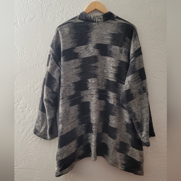 Yasuko Kurisaka Jacket Wrap One Size - Picture 2 of 9